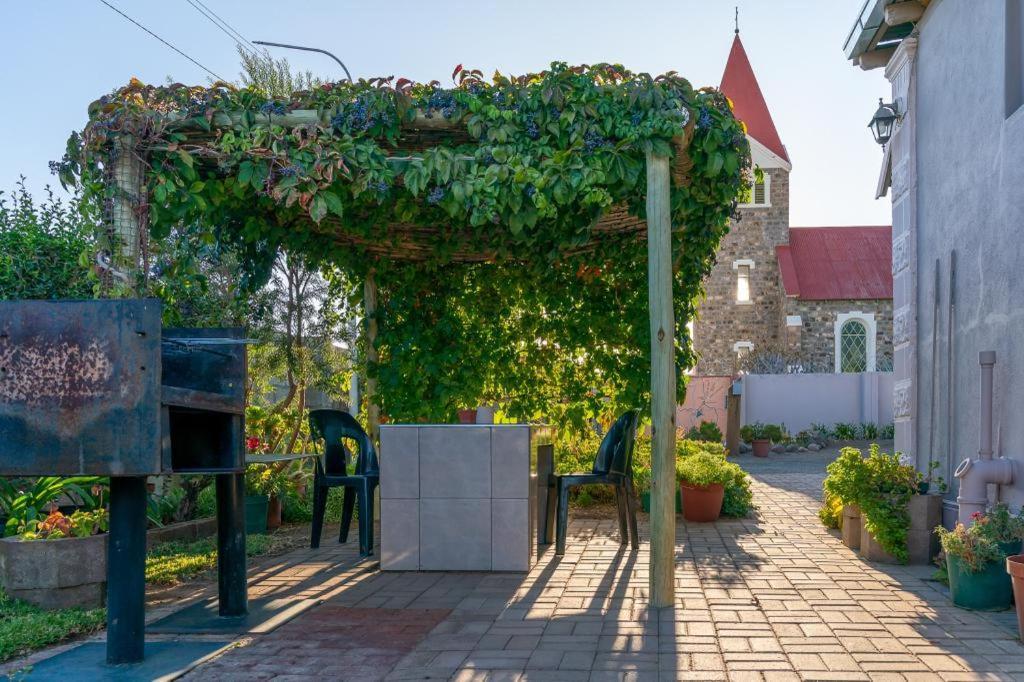 Hotel Keetmanshoop Self-Catering Extérieur photo