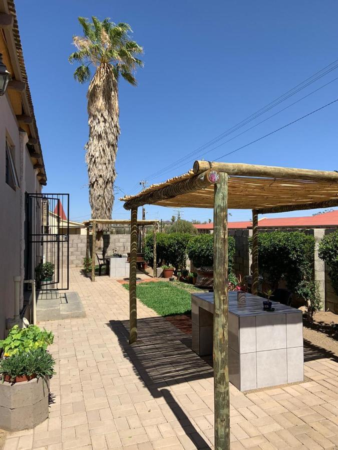 Hotel Keetmanshoop Self-Catering Extérieur photo