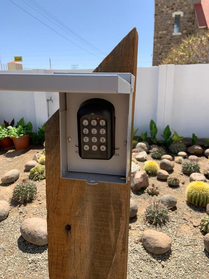 Hotel Keetmanshoop Self-Catering Extérieur photo